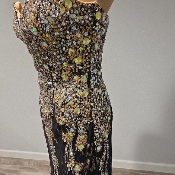 Black and Gold Embellished Sweetheart Prom Gown - Picture 10 of 17